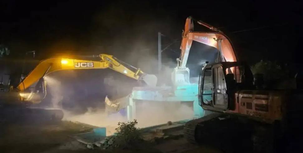 1488598dd4b78bb7aaa6d36eed96ea49?source=nlp&quality=uhq&format=webp&resize=720