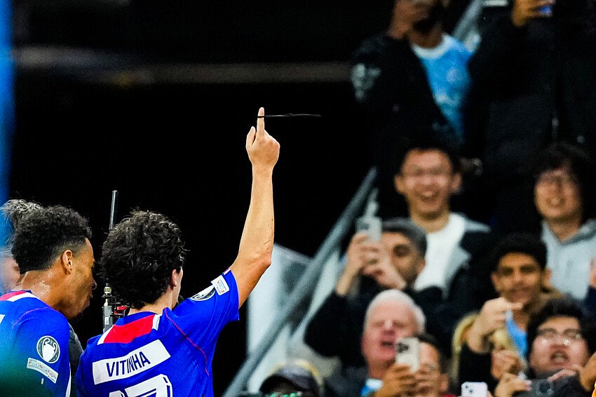 PSG/FC Barcelone - Vitinha dit tout : Yamal, Kvaratskhelia, Neves, Dembélé et concurrence
