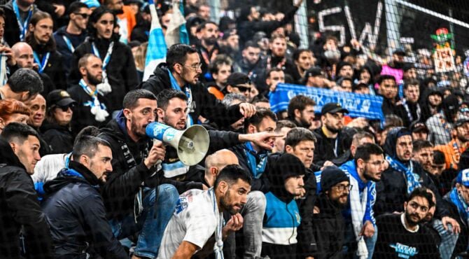 FANS OM