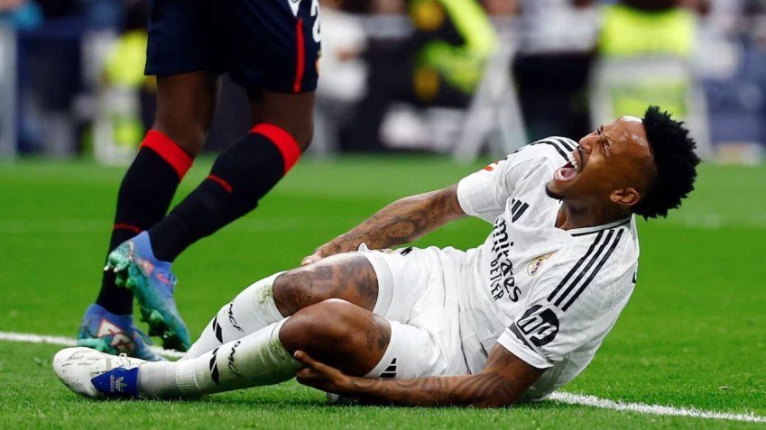 Éder Militão se lesiona em jogo do Real Madrid • Foto: Susana Vera/ Reuters