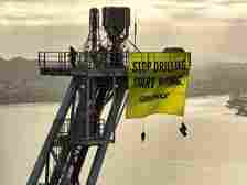 Activists Arrive in Haugesund after 13-day Occupation of Shell's New Oil Platform