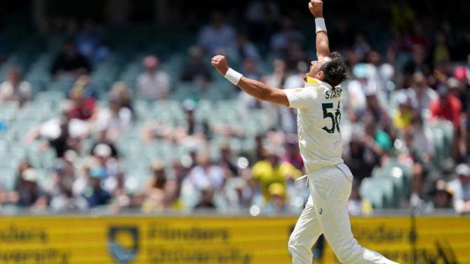 Mitchell Starc
