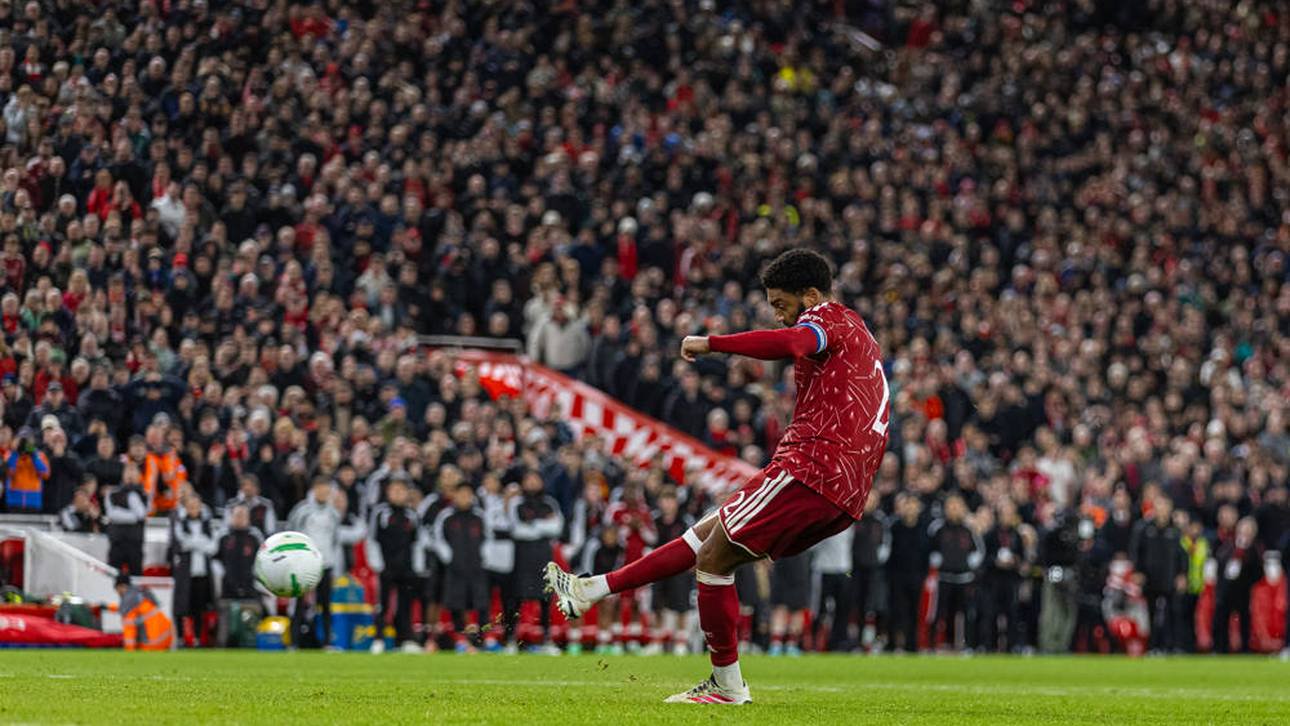 Joe Gomez beim entscheidenden Elfmeter für Liverpool