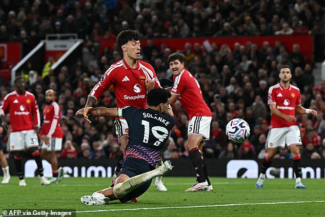 As far as moral high grounds go, Martinez does not have much of a leg to stand on after his error at the weekend allowing Dominic Solanke to score Tottenham's equaliser at Old Trafford