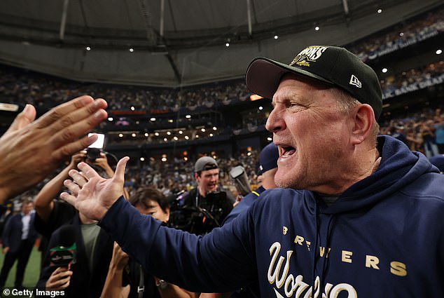 Brewers manager Pat Murphy aimed a jab at the Yankees after their World Series win