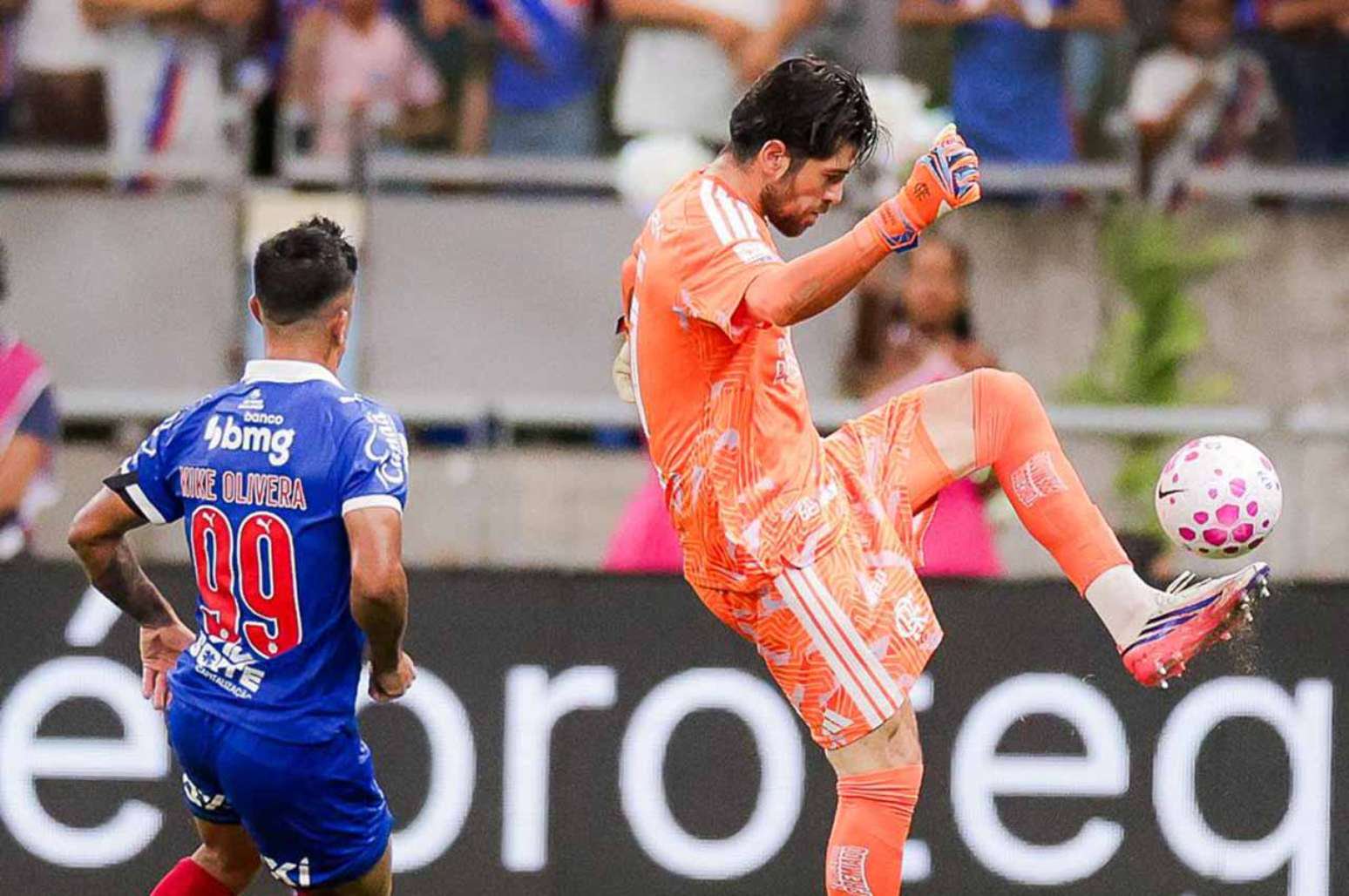 Rossi pretende seguir no Flamengo –