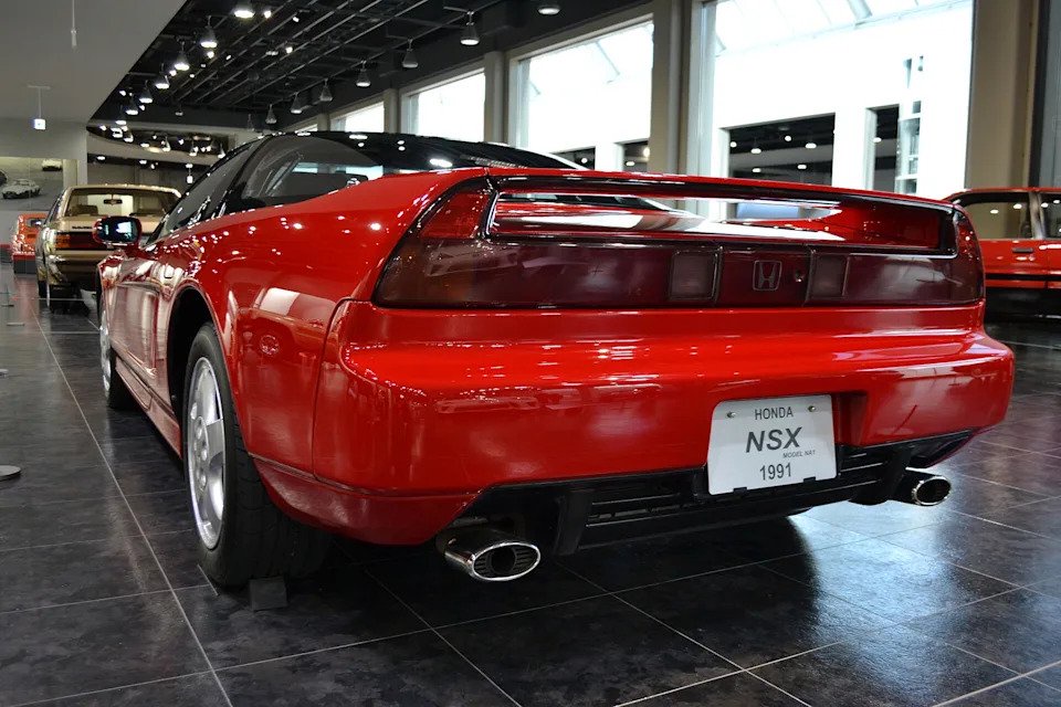 Rear three-quarter view of a 1991 Honda NSX at the Toyota Automobile Museum, Japan