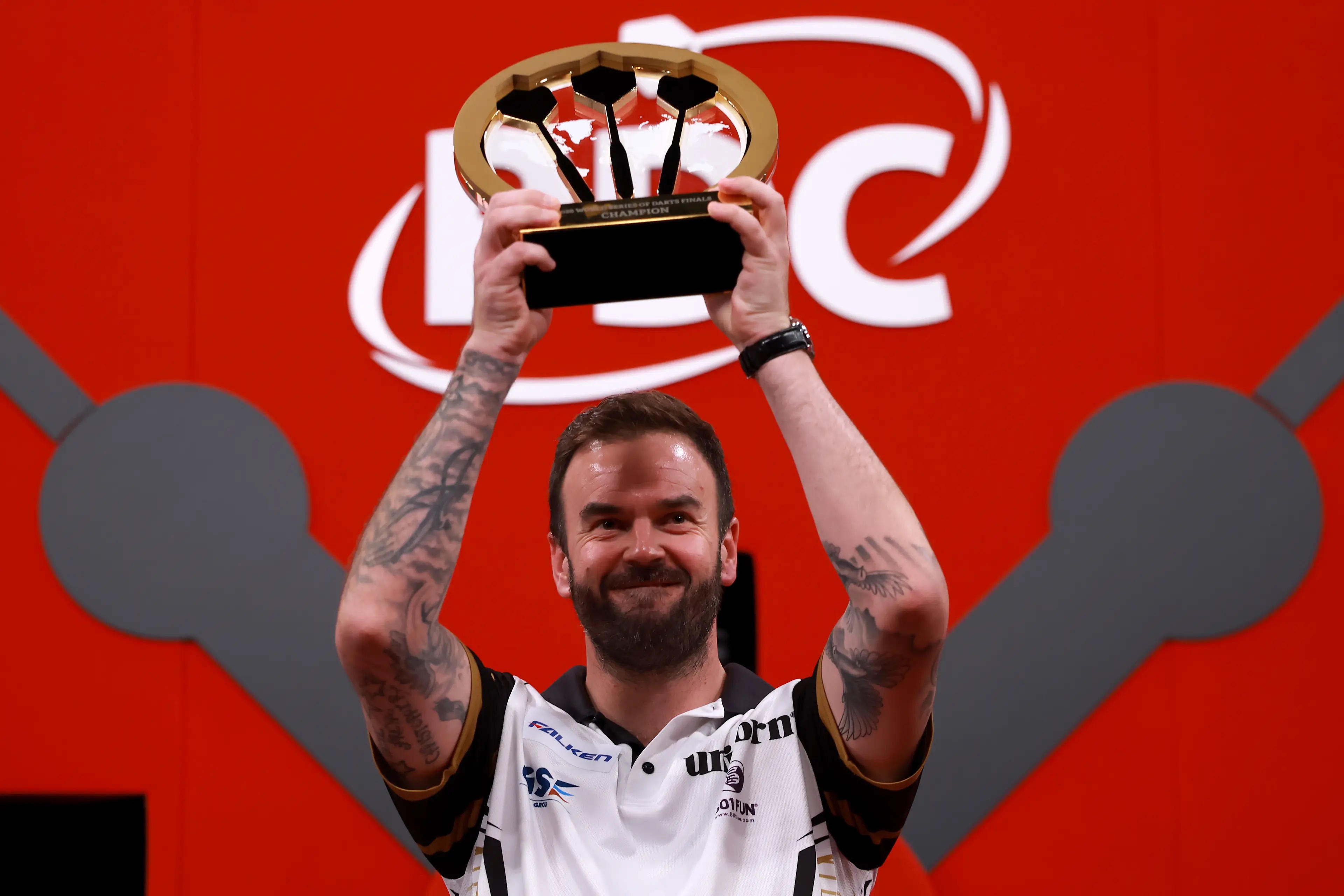 Ross Smith previously won the World Series of Darts in September. (Image Credit - Getty)