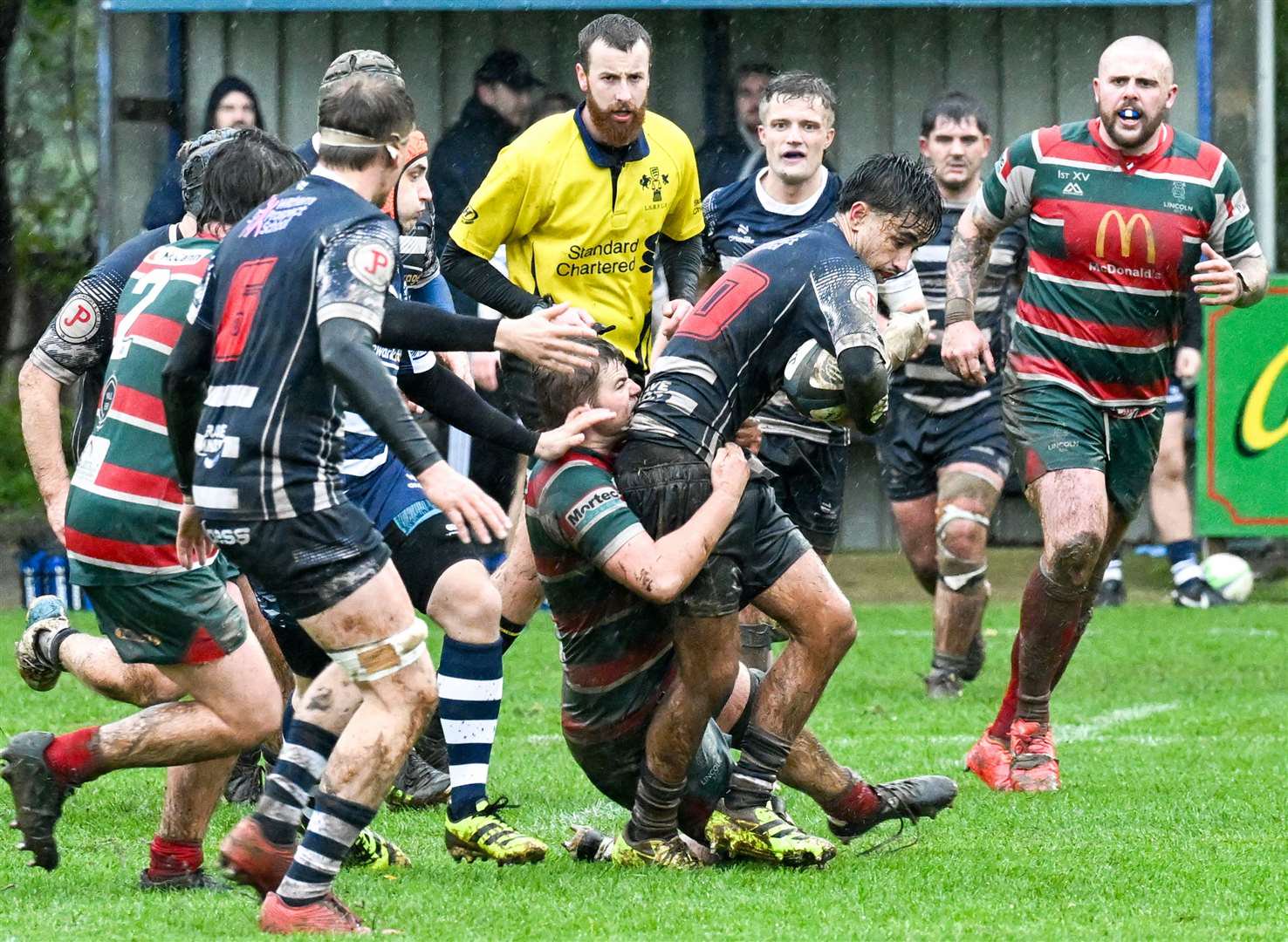 Billy Tanoa tries to surge forward for Newark against Lincoln on Saturday. Photo: Iliffe Media/Dave Dawson