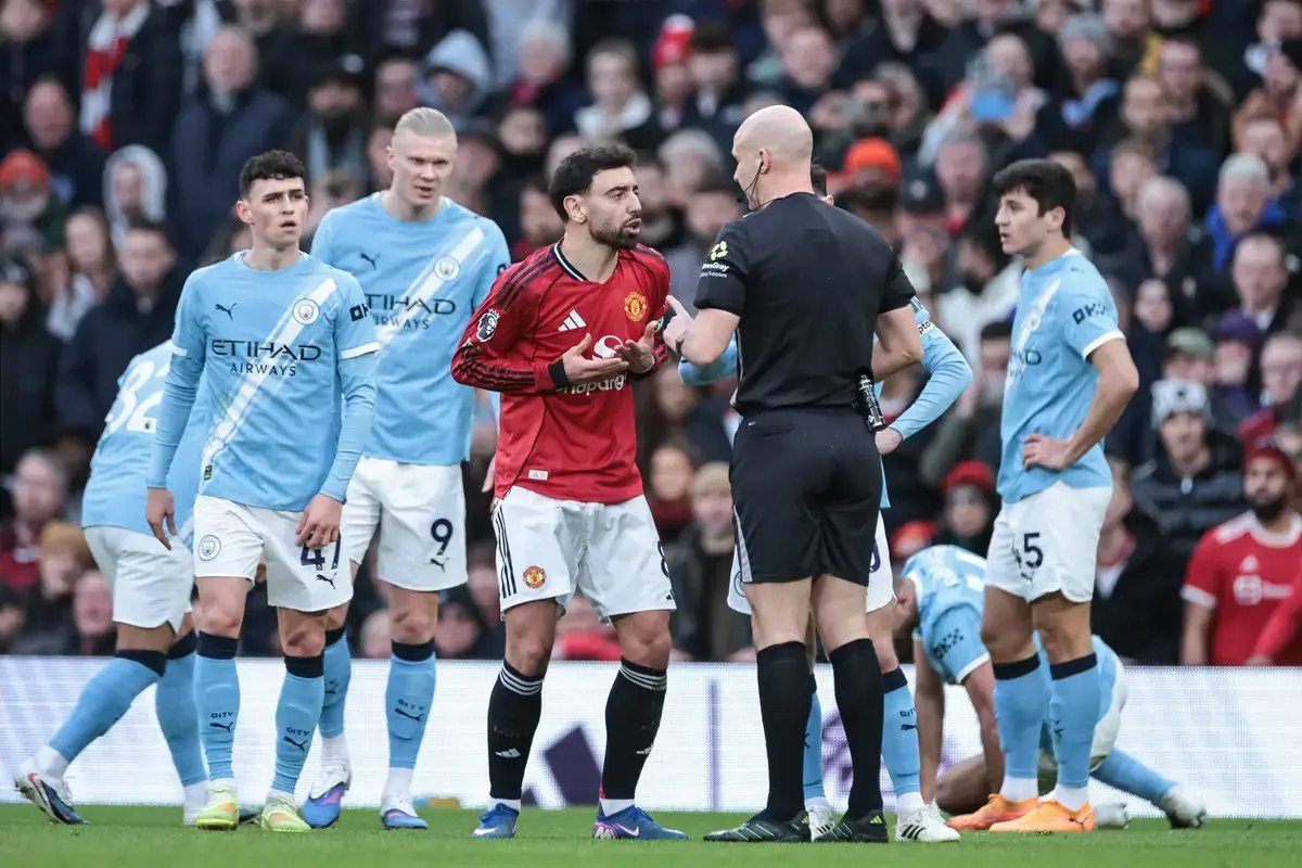 Manchester City star attracts renewed interest from Manchester United
