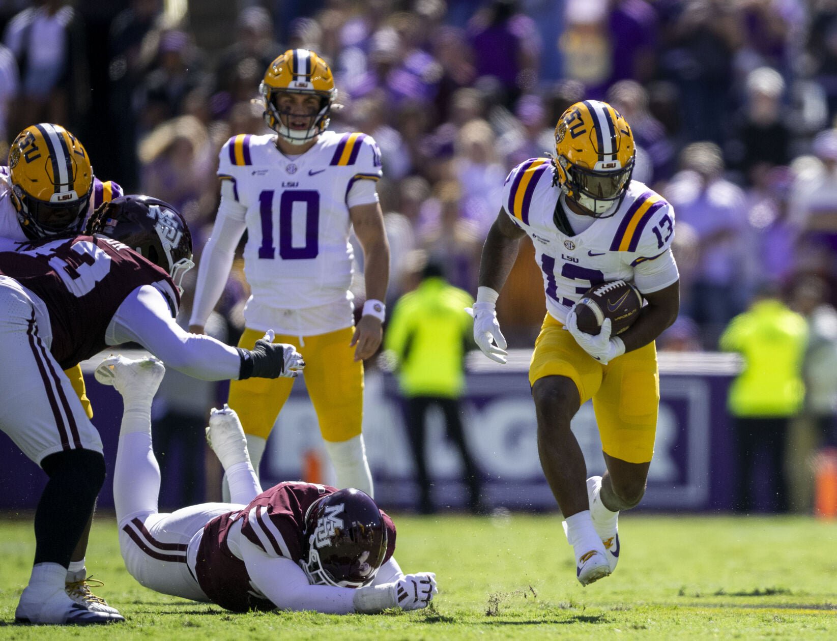 NO.lsumissstate.101826_8972 MJ.JPG