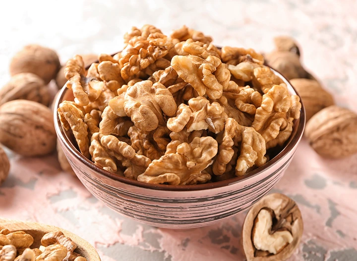What Happens To Your Body When You Eat Walnuts — Eat This Not That