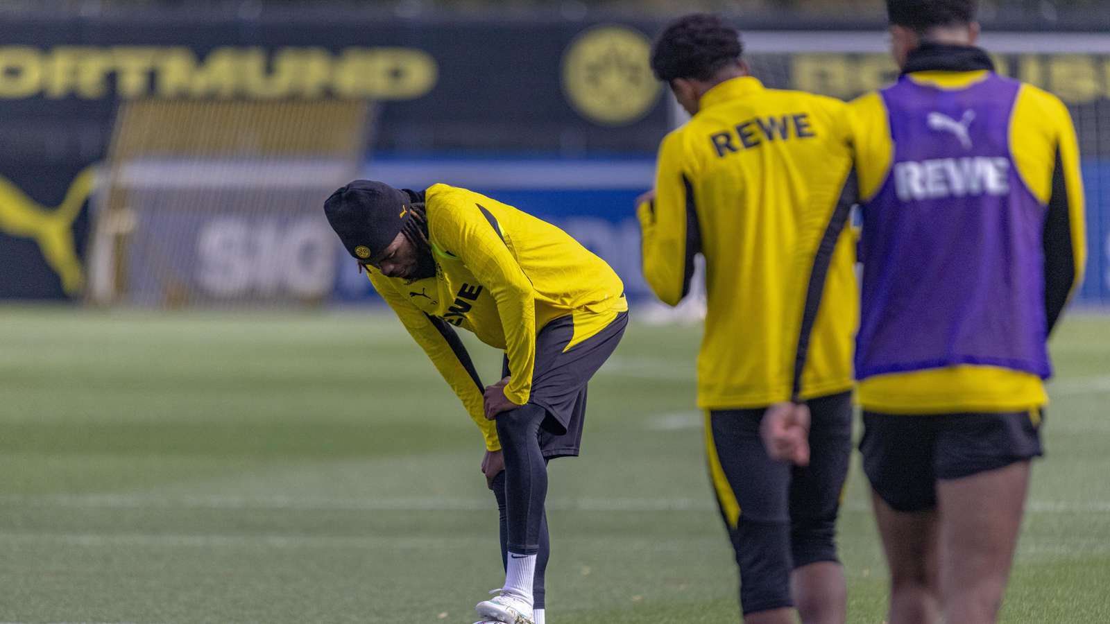 Carney Chukwuemeka beim BVB-Training.