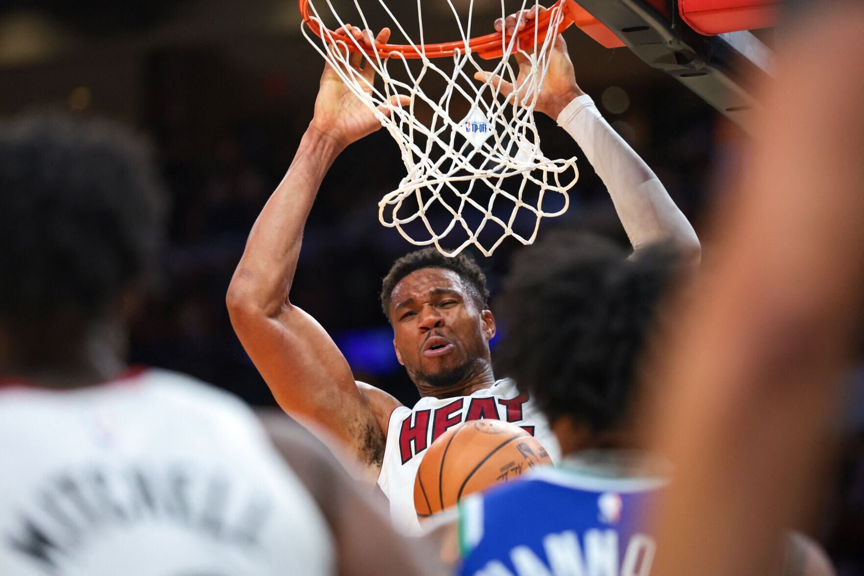 BASKETBALL-NBA-MIA-MIN/