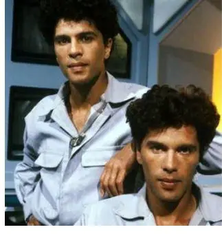 These Twin Brothers Changed Their Faces With Plastic Surgery, They Looked Before (See Photos)