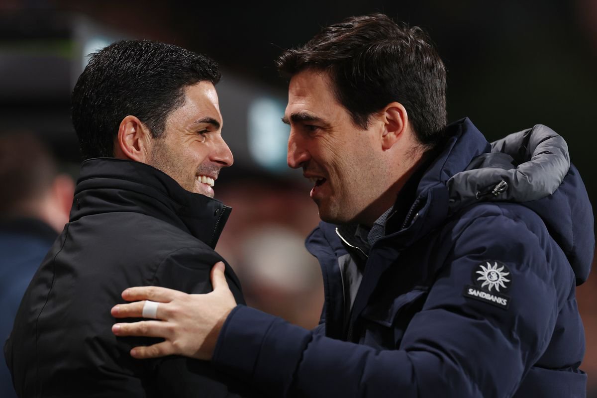 Arsenal Manager Mikel Arteta with Bournemouth Manager Andoni Iraola  during the Premier League match between Bournemouth and Arsenal