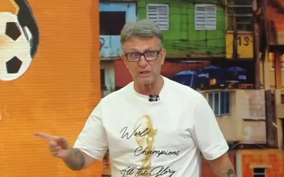 Neto durante o programa Donos da Bola da Band
