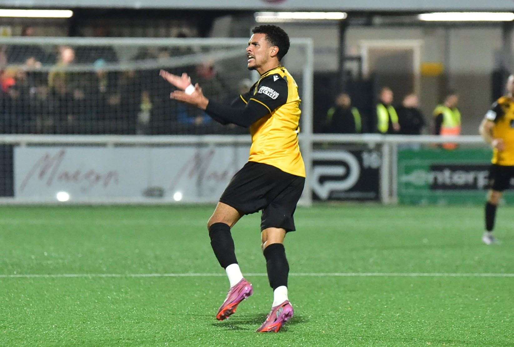 Maidstone substitute Jayden Davis celebrates after pulling a goal back against Ebbsfleet. Picture: Steve Terrell