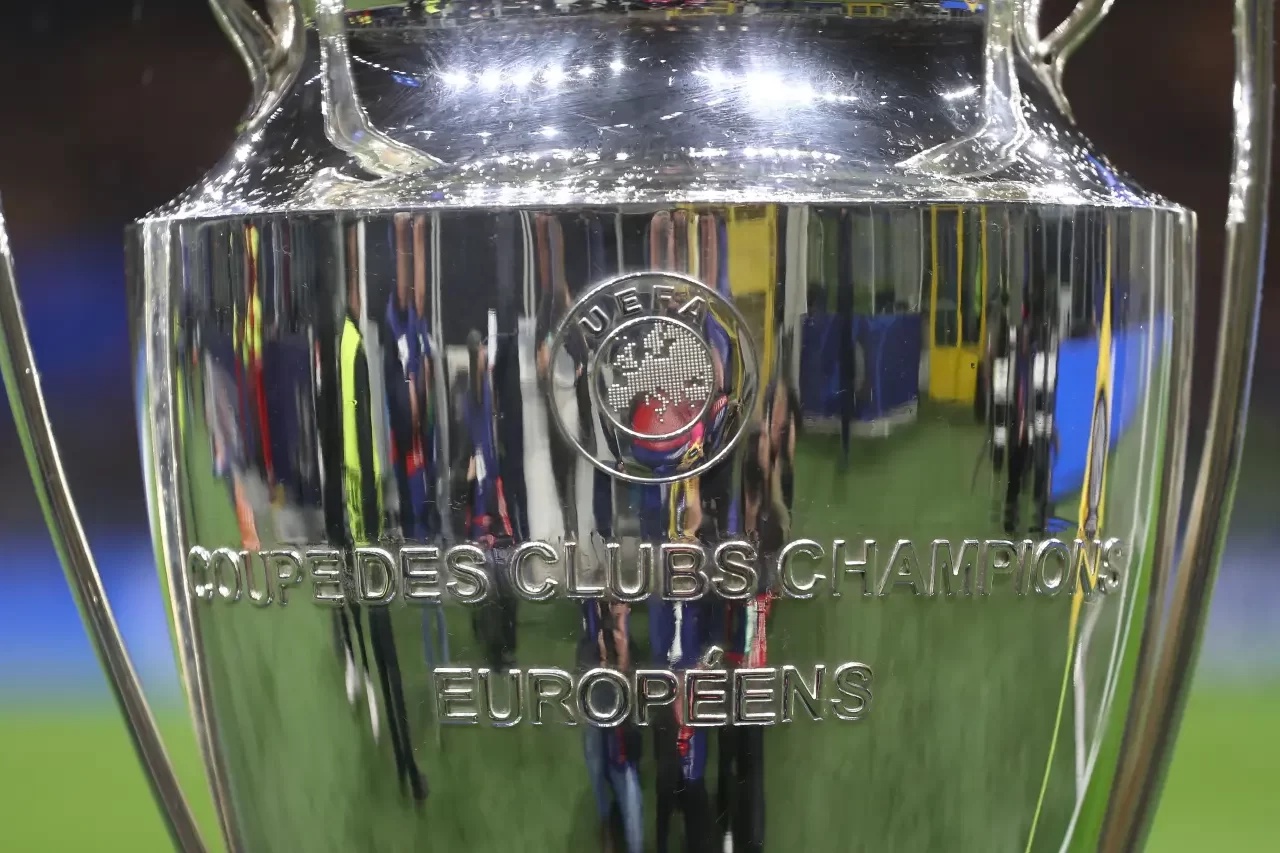 Fc internazionale milano v feyenoord uefa champions league round of second leg