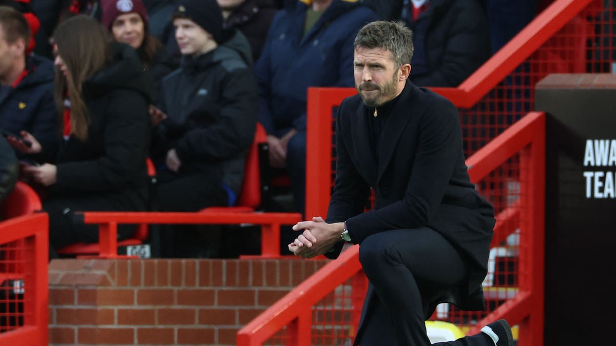 EPL commentary live from Old Trafford, where the Red Devils host the Cherries on matchday eight today, Sunday, October 25.
