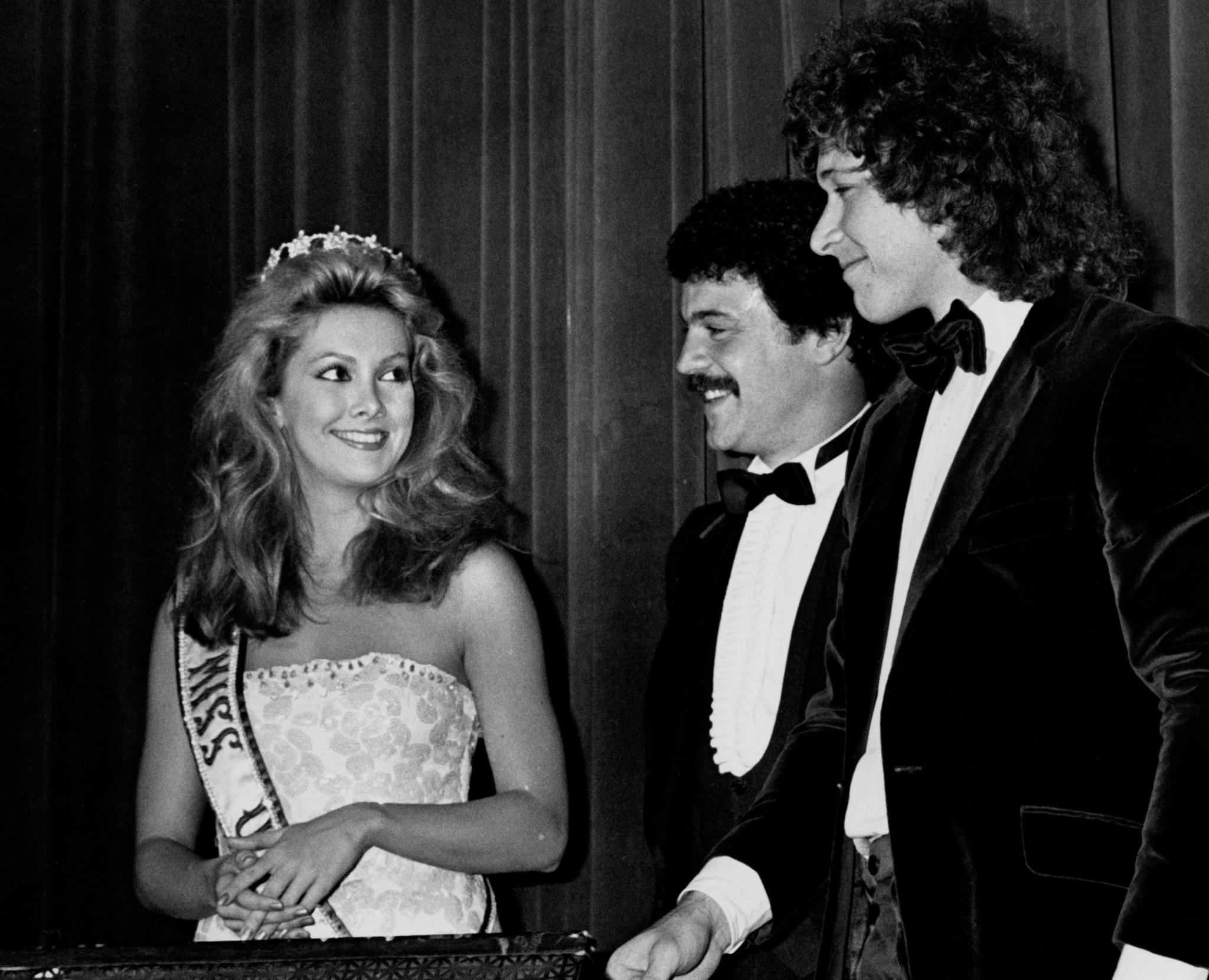 Miss U.S.A. Kim Seelbreede, pitcher Rick Cerrone, and hockey player Ron Duguay attending the Dinner Of Champions Benefiting Multiple Sclerosis.
