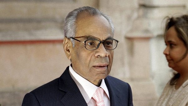  श्रीचंद परमानंद हिंदुजा 