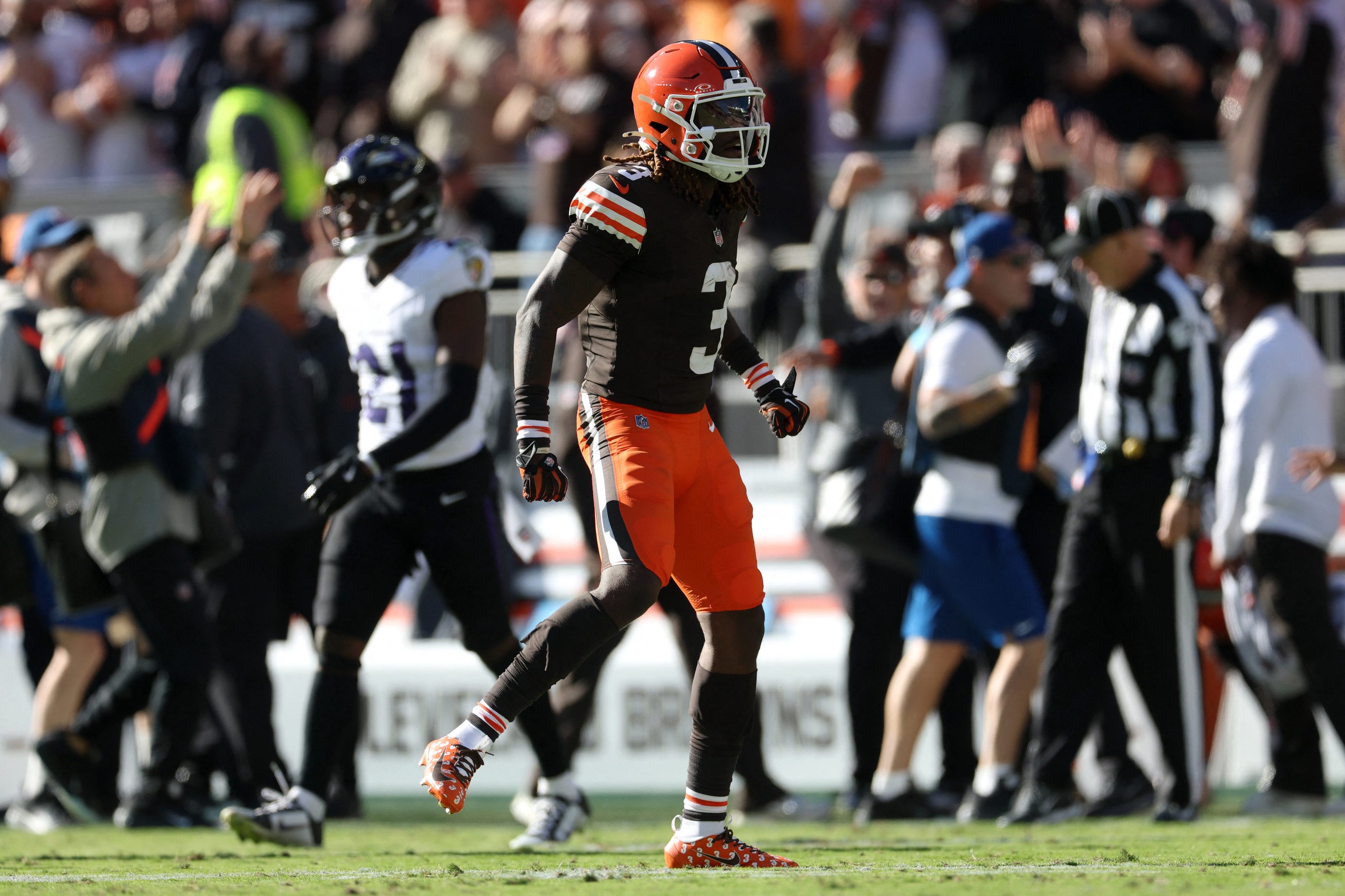 Cleveland Browns wide receiver Jerry Jeudy (3) reacts after a play against the Baltimore Ravens on Oct. 18, 2026, in Cleveland.