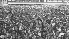 Crowds of pipo for Lagos