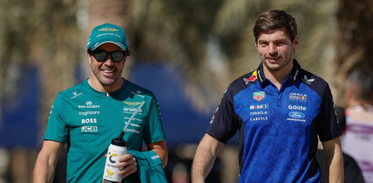 Fernando Alonso et Max Verstappen