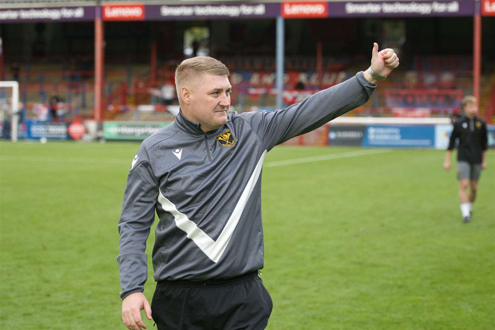 Tadley manager Joe Lawler approves. Photo by Rob Mellor