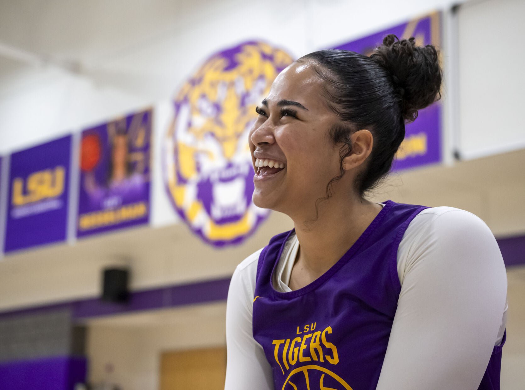 NO.lsuwomen.adv_9186 MJ.JPG