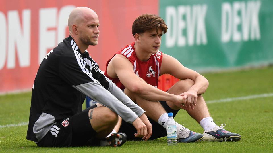 Trainer und Spieler im Gespräch: René Wagner mit Mikey Moore
