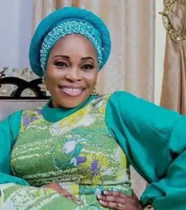 'We Need A Duet' - Fans Begs As Sinach Shares Lovely Pictures With Tope Alabi As They Meet.