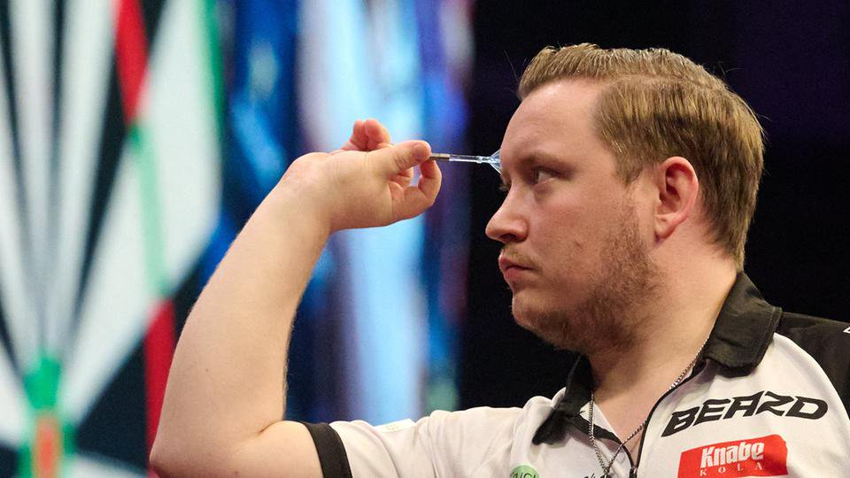 Martin Schindler bei der Darts-EM in Dortmund