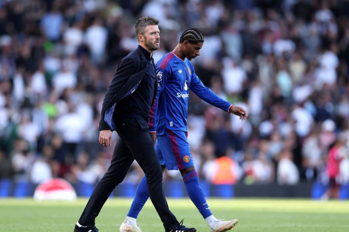 Marcus Rashford and Michael Carrick following Man United's draw with Fulham