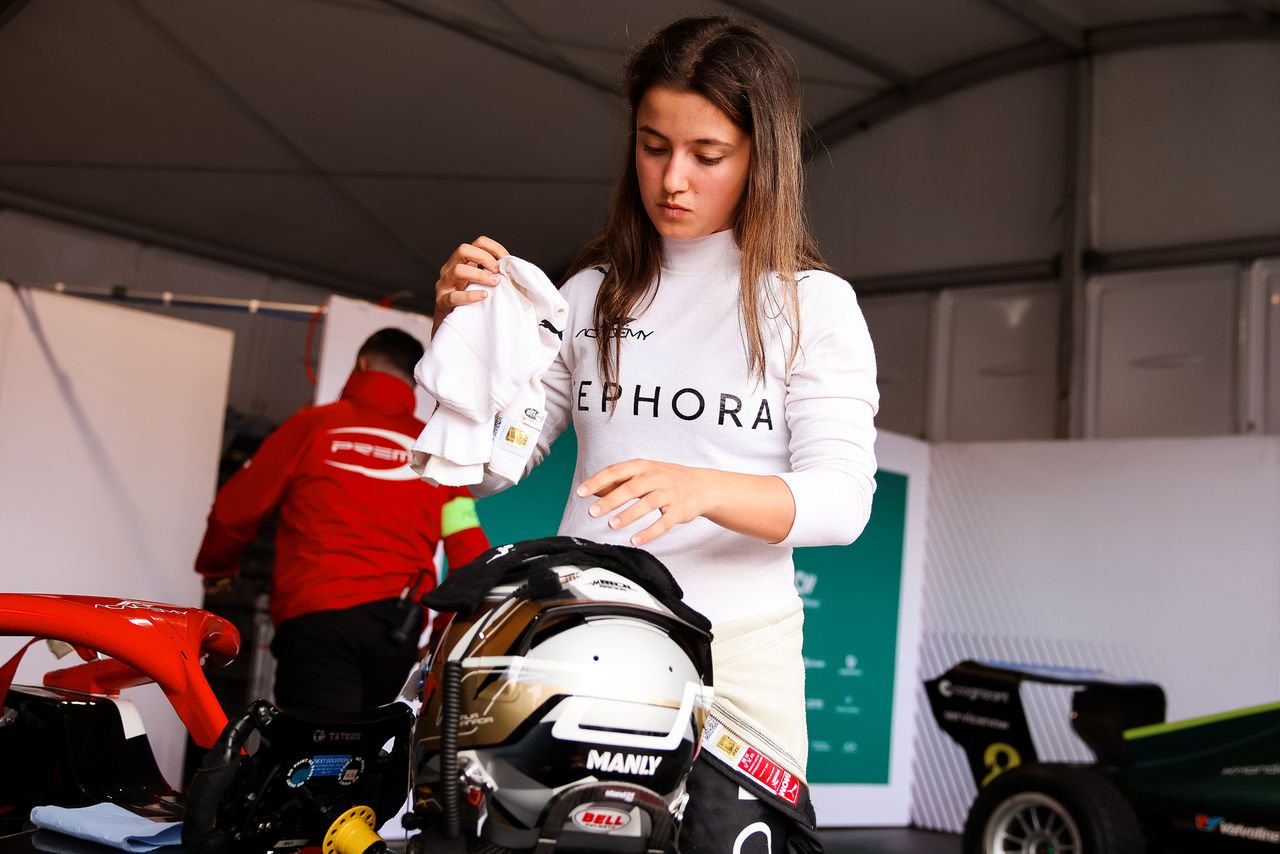 Natalia GranadaCredit: Anni Graf - Formula 1/Formula 1 via Getty