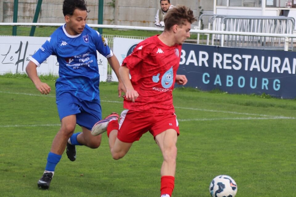 En départementale 1, Dives-Cabourg et Livarot n'ont pas réussi à se départager (1-1).