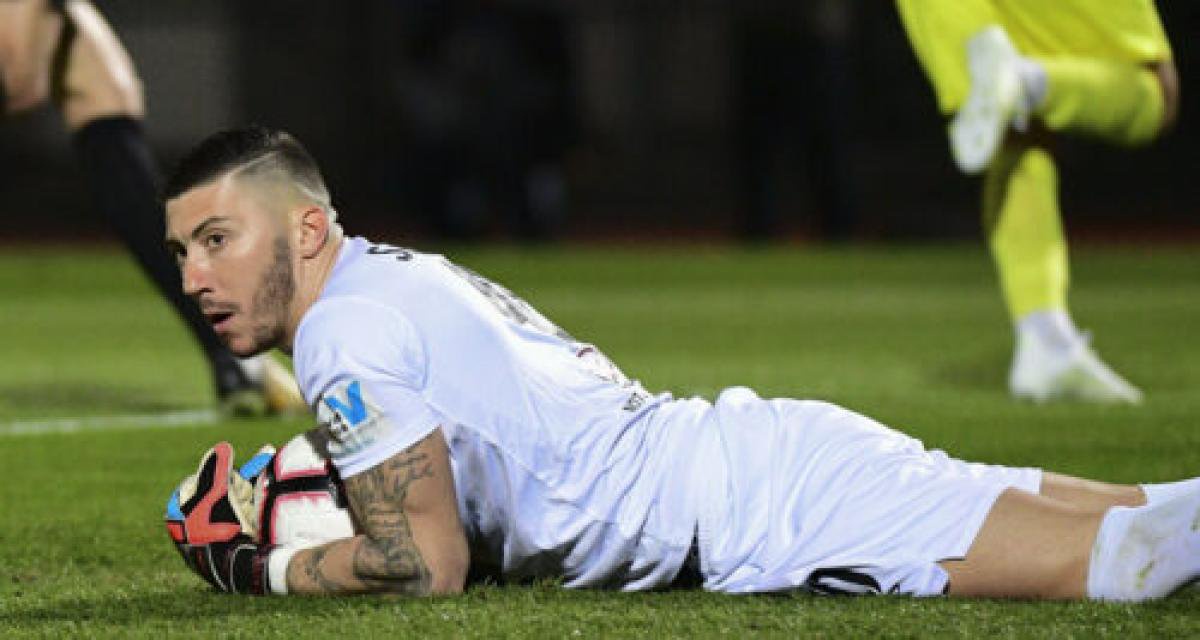 Mickaël Salamone, gardien de but du Nîmes Olympique