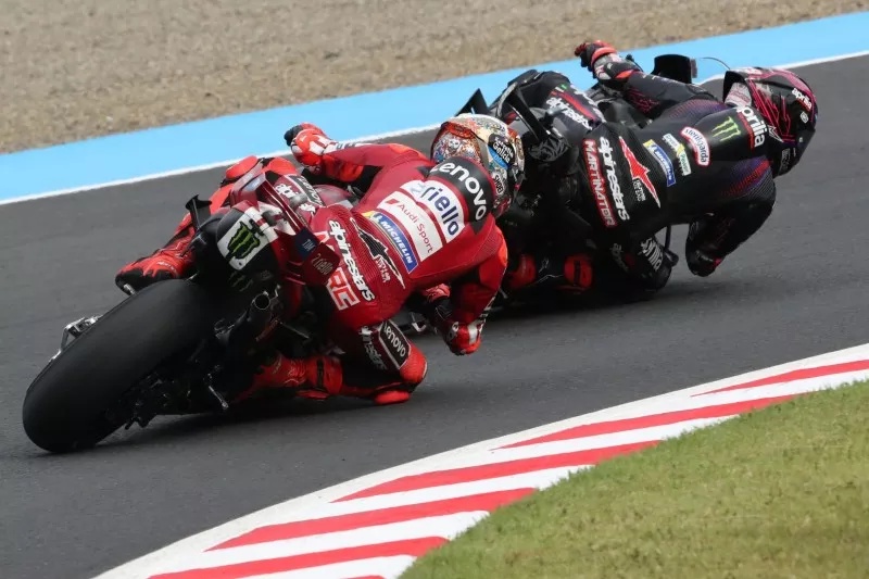 MotoGP-Sprint Phillip Island 2026: Schwerer Sturz Martin, Marquez gewinnt