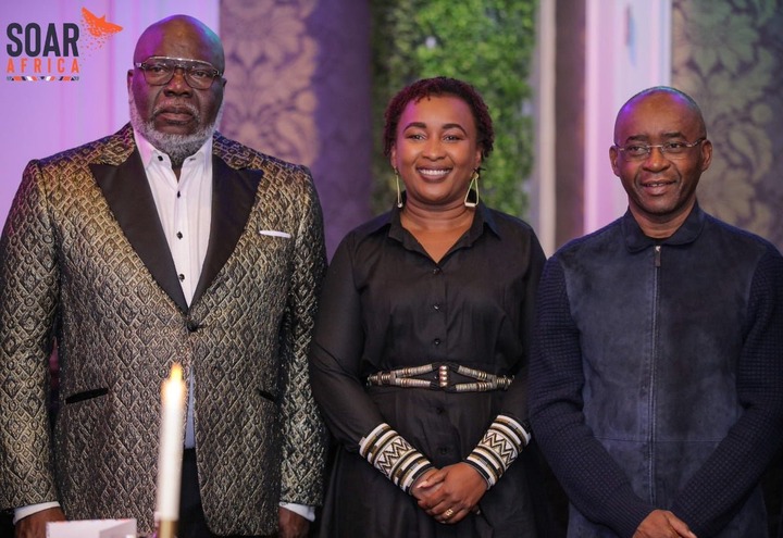 Soar Africa on Twitter: "Businessman, entrepreneur, and philanthropist  Strive Masiyiwa shares conversation with Bishop TD Jakes, KCB Group MD/GCEO  @JoshuaOigara and Safaricom PLC CCO Sylvia Mulinge at the 2019 SOAR Africa  Fireside