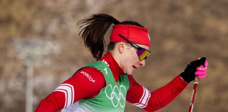 Sports d’hiver : La FIS ouvre la porte à 255 athlètes russes et biélorusses
