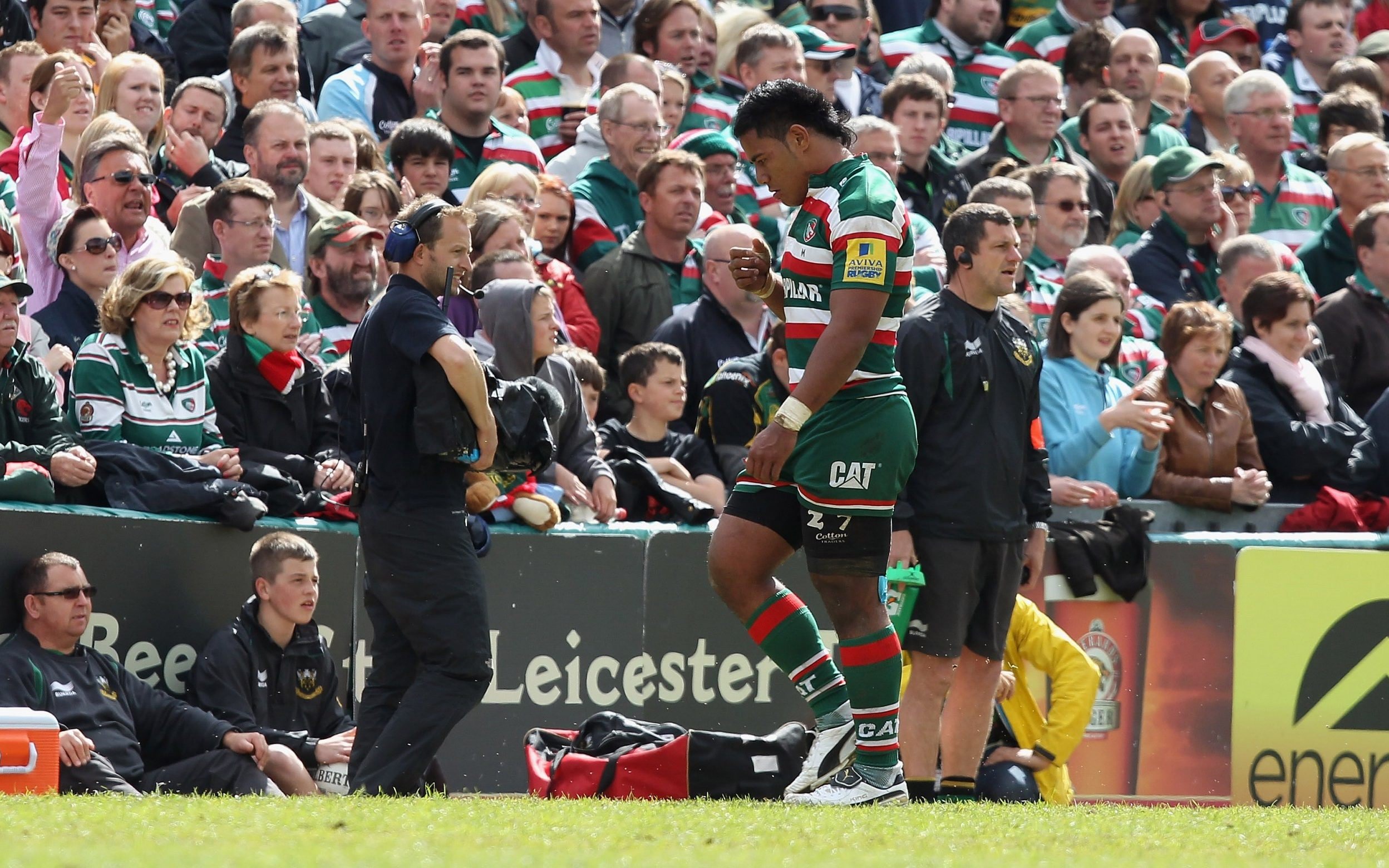 Manu Tuilagi of Leicester is sent to the sin bin after striking Chris Ashton during the Aviva Premiership semi final match