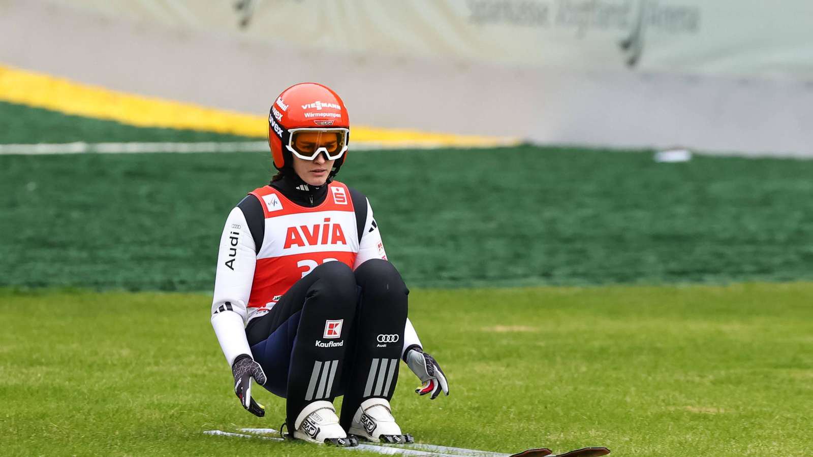 Skispringen: Selina Freitag war Teil des deutschen Mixed-Teams in Klingenthal.