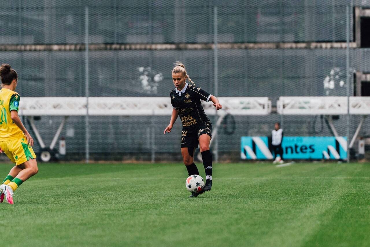 Sur son côté, Romane Leveau fait des dégâts avec son volume de courses.