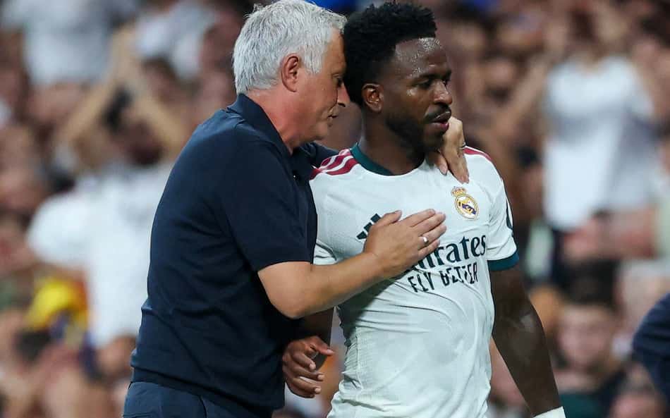 Vini Jr em ação pelo Real Madrid no duelo contra a Inter de Milão na Champions League