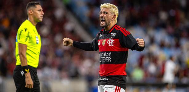 Flamengo Defeats Atlético Mineiro 3-2 to Take Top Spot