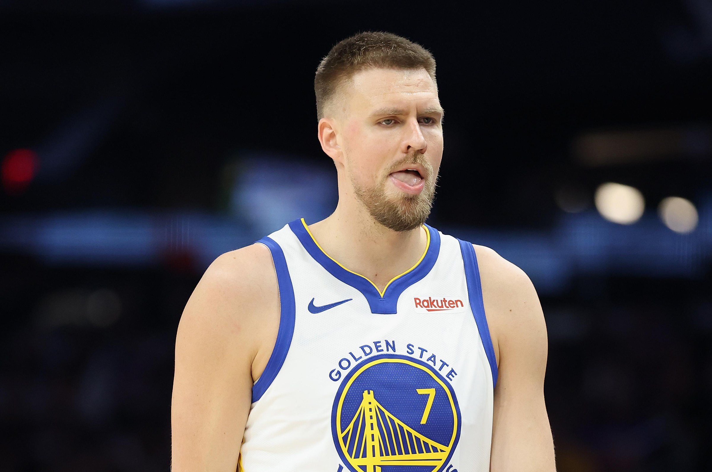 Golden State Warriors v Phoenix Suns - Play-In Tournament