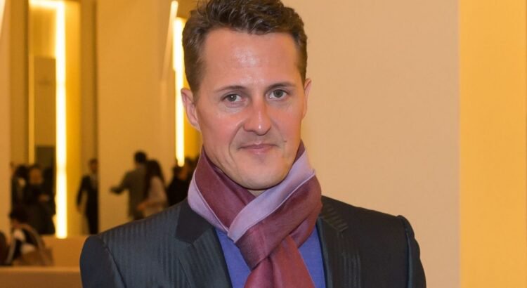 michael-schumacher-a-deux-doigts-de-perdre-son-permis-de-conduire-il-conduisait-a-plein-regime-ce-jour-ou-il-a-pris-le-volant-lors-dun-trajet-en-taxi