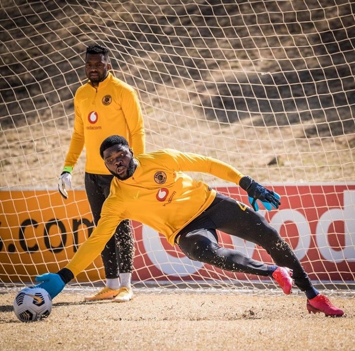 Forget Khune Akpeyi Is Still Kaizer Chiefs No 1 Ernst Middendorp Opera News