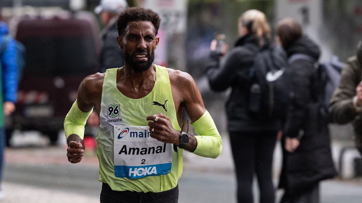 Amanal Petros Explains Shoving Delivery Cyclist During Frankfurt Marathon